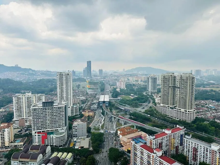 Apartment Mvc50#Family Suite 9Pax 3 Rooms M Vertica Velocity Mall Cheras Kuala Lumpur Malaysia